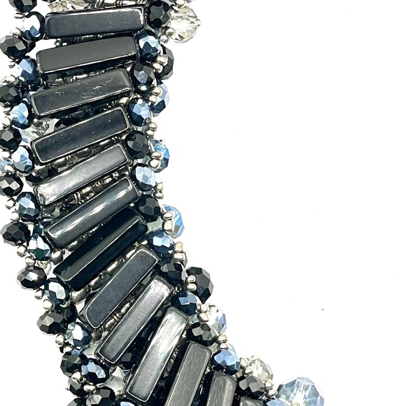 Eye Candy New Glass & Acrylic Black Blue Clear Beaded Collar Necklace - Picture 13 of 15